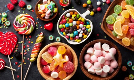 Как наслаждаться сладостями без вреда для здоровья и формы тела